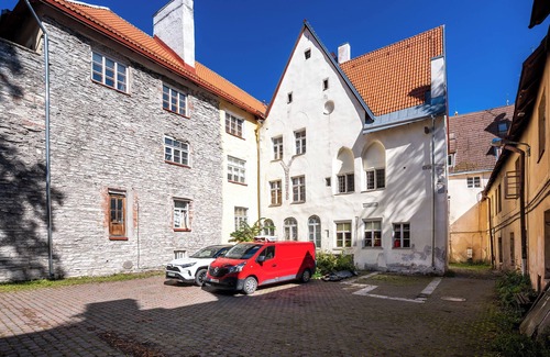 Old Town Apartamento | 15th Century Flat with Parking, High Ceilings
