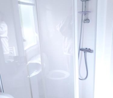 Tattershall Complejo | 16 anglers acre luxury hot tub break tattershall lakes