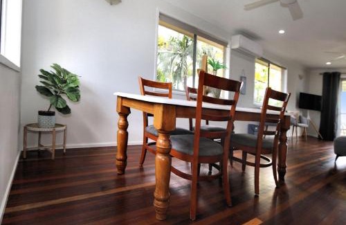 Innes Park Casa | 16 Badilla Street Innes Park