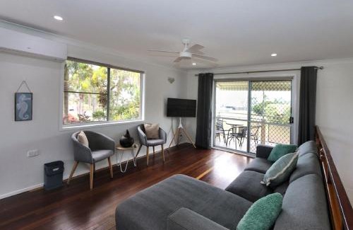 Innes Park Casa | 16 Badilla Street Innes Park