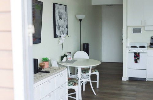Waikiki Condominio | 16 GUESTS , 4 X ❤️AWESOME STUDIOS❤️ , FREE PARKING, 5MIN TO OCEAN