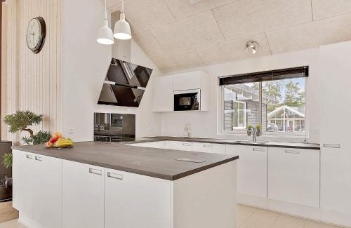 Vejby Casa | 16 person holiday home in Vejby