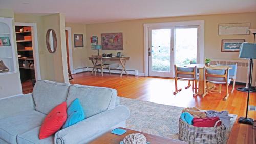 Harwich Casa | 160 Long Pond Drive Harwich Cape Cod - Old Camp