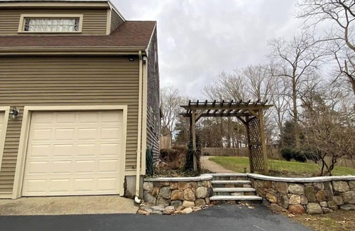 Chiltonville Casa | 1620 Studio- close to BID hospital, the beach and downtown