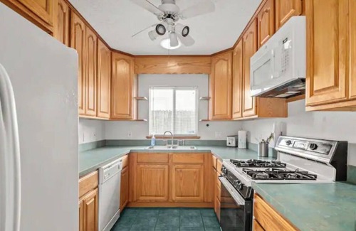 Old Southeast Casa | 166 Unit A -Wait & Sea by Coastal Cottages