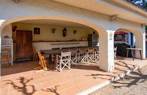 Argentona Casa | 16th-Century Masia with Pool and Chapel