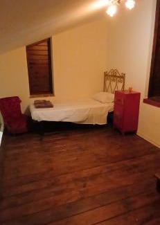 Gioiella Casa | 16th Century Townhouse, Large Garden Near Lake, Tuscany and Umbria - Sleeps 18