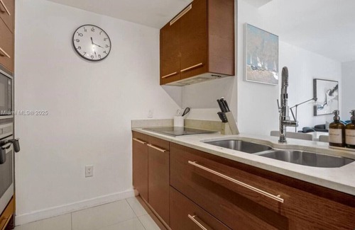 Downtown Miami Apartamento | 16th Floor - 2BED/1BATH - Bay Views.- Free Spa