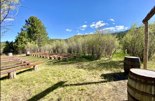 Villa Grove Cabina | 17.5 peaceful acres in the heart of the Colorado Rocky Mountains