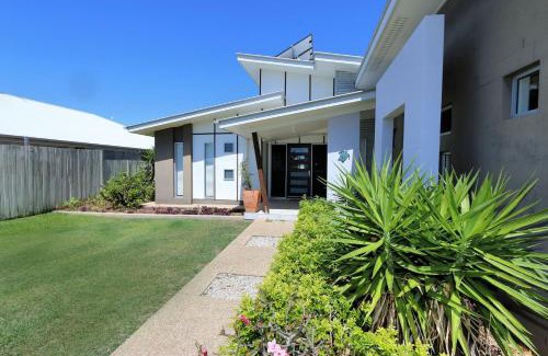 Bargara Casa | 17 Bargara Lakes Drive Bargara