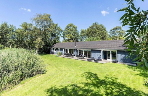 Rageleje Casa | 17 person holiday home in Vejby