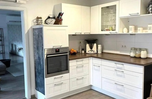 Kestert Casa | 170 qm2 Großes, Gemütliches Haus mit Kamin und Klimaanlage. Hunde Erwünscht!