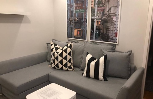 Industry Apartamento | 1703 1C · Agradable 1 cama Apt-20 min a NYC / Estacionamiento disponible.