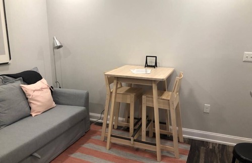 Industry Apartamento | 1703 1D · Excelente 1bed Apt / 20 min a NYC-Parking Avail
