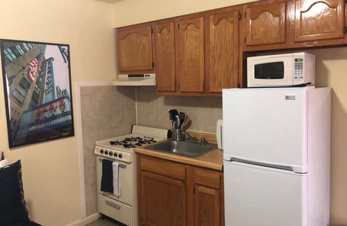 Industry Apartamento | Privado moderno estudio / estacionamiento disponible. - 20min NYC