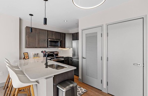 Downtown Condominio | 175 LEX - Walkable Loft to Rupp Arena & Downtown!