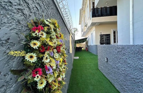 Ofin Apartamento | 1759 APARTMENTS