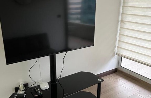 Vitacura Apartamento | 18 ,Costado Clinica las Condes, 5 personas