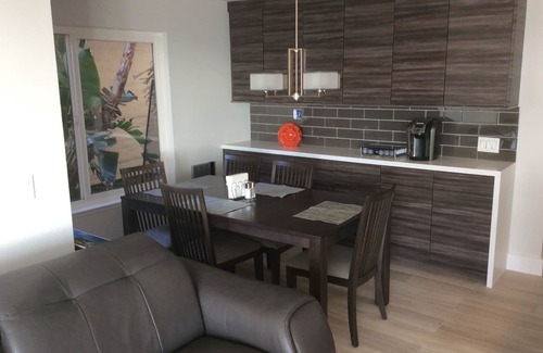 Solana Beach Condominio | 180 grados frente al mar Vistas de todo el Océano Pacífico. Interiores reconstruidos 2015