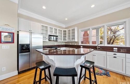 Leasburg Casa | 180 degree water views await in this 4 bedroom/3 full bath Hyco Lake Cottage!