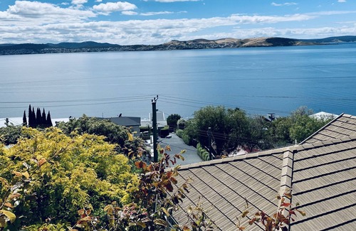 Sandy Bay Casa | 180° Aurora Seafront Horizon