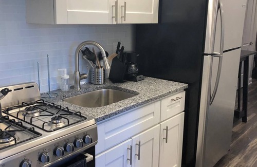 Union City Apartamento | 1817 1E · Maravilloso Apt. 2 hab. 20 min. A Nueva York C-Parking disponible