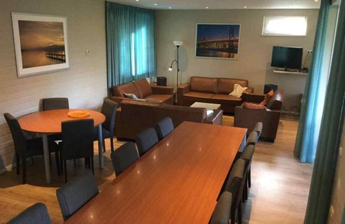Arensgenhout Casa | 184 m² Casa ∙ 8 habitaciones ∙ 18 huéspedes