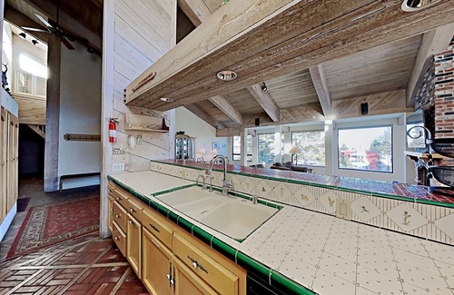 Mammoth Lakes Condominio | 1849 Condos 410