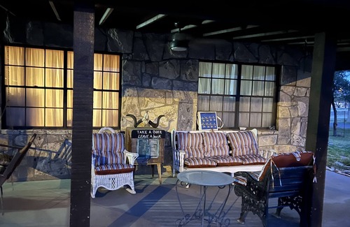 Brackettville Casa | 1852 Fort Spring Pool, History