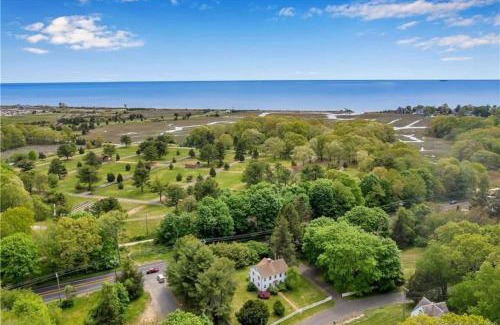 Madison Casa | 1860's Colonial House Near Downtown and Beaches!