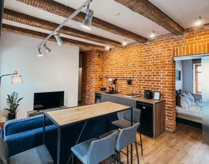 Marijampole Apartamento | 1880 Apartment with Private Parking