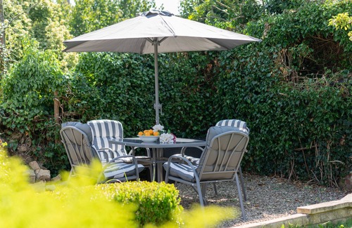 Broadway Cabaña | 18th century thatched Cotswold holiday cottage in Broadway - Orchard Cottage, Broadway