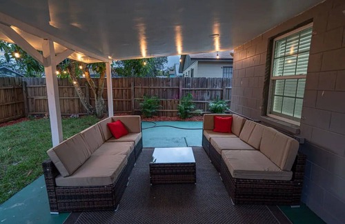 North Hyde Park Casa | #19 - Beautifully styled modern home in Hyde Park Unit B