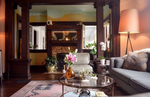 Eastwood Casa | 1900 East Nashville craftsmen Stay where the Rock Stars Party.