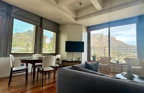 Cape Town City Centre Apartamento | #1903 Cartwright - Two Bedroom Mountain Views