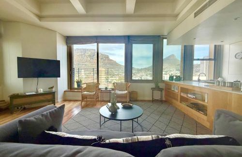 Cape Town City Centre Apartamento | #1903 Cartwright - Two Bedroom Mountain Views