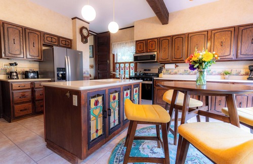 Taylors Falls Casa | ☞1914 Historic Home+3min→Taylors Falls!+DogOK+Beautiful porch+Full Kitchen