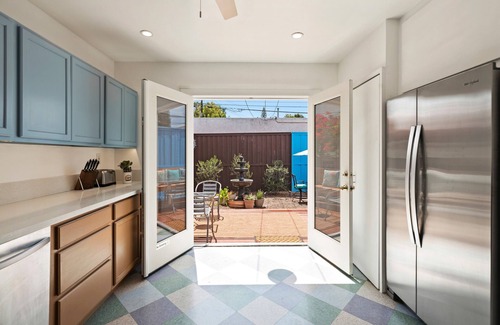 Altadena Casa | Newly Designed 20's Bungalow with a MidCentury Modern Flair