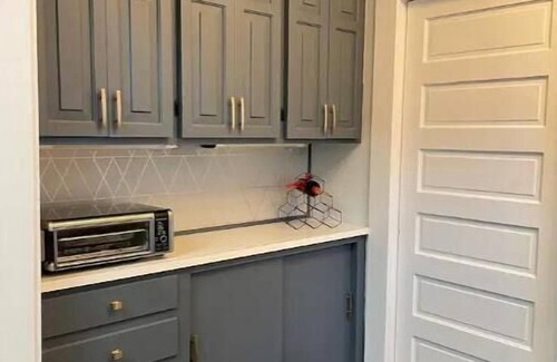 Statesville Casa | 1920s Gem Near Downtown..3BR/2.5BA..4 Beds..Pets OK.. AC/WiFi..Parking