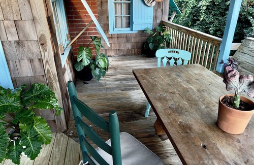Nags Head Cabaña | 1920s Historic Outer Banks Cottage!
