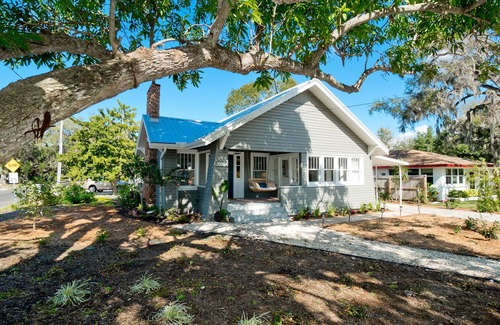 River District Casa | 1925 Historic Bradenton Bungalow, convenient to downtown and Anna Maria Island!