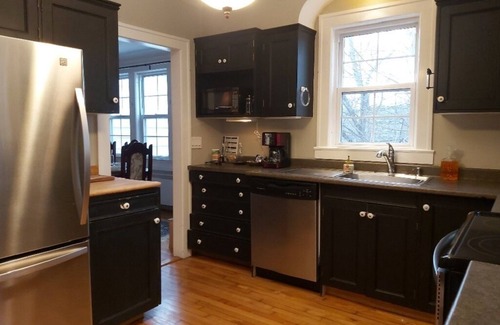 Halifax Apartamento | Halifax Oceanview & Waterfalls-1930 casa de estilo Gingerbread