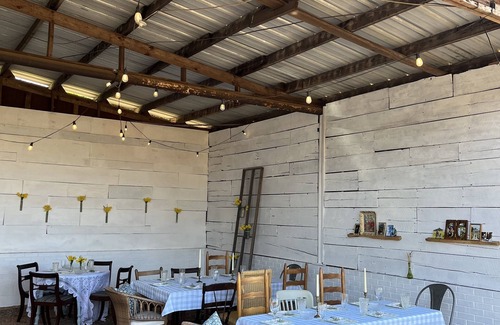 Winston - Salem Cabaña | 1930’s Guest Cottage and Vintage Shop with 1/2 Bath and Full Bed