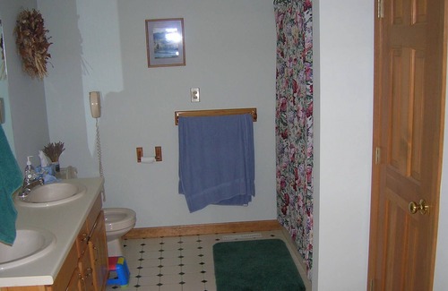 Gilmanton IW Casa | 1994 Blt, Acceso para discapacitados con aire acondicionado central - Crystal Lake Nh