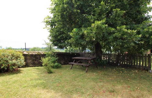 Frugieres-le-Pin Cabaña | Casa rural del siglo XIX con chimenea cerca de las gargantas del Doulon