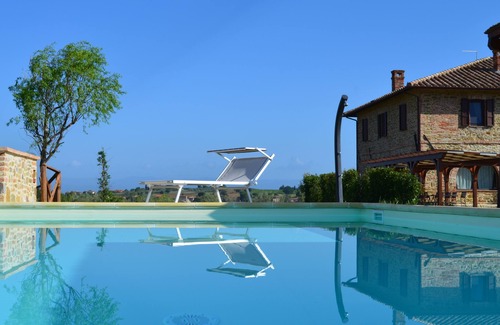 Panicale Apartamento | Casa de piedra del siglo 19 con piscina privada y jardín / 8 personas / acepta mascotas