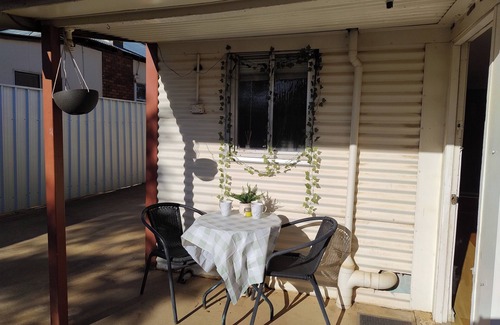 South Boulder Apartamento | 1A Forrest Street Apartments. Close to Kalgoorlie and Boulder