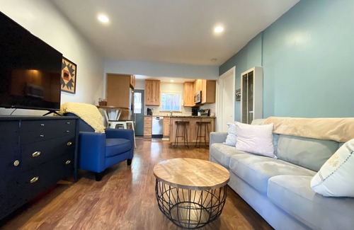 Kings Beach Casa | 1BD/1BA home 5 min walk to beach, bars and food.