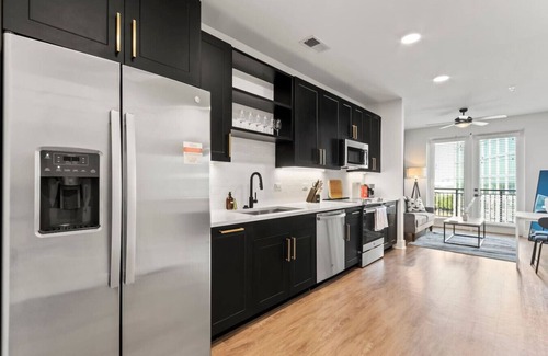 North Hyde Park Apartamento | 1BD in the Heart of Tampa | Luxury Travel | Gym