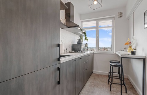 Bucharest City-Centre Apartamento | 1BDR Apartment Perla Sky